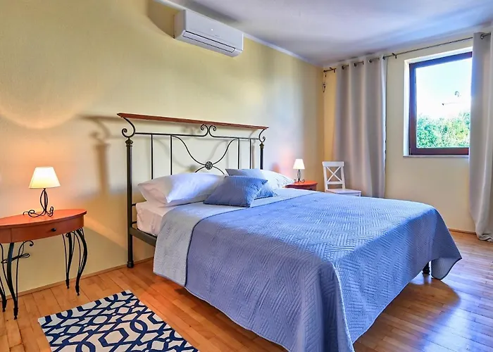 Villa Oscar, Zadar
