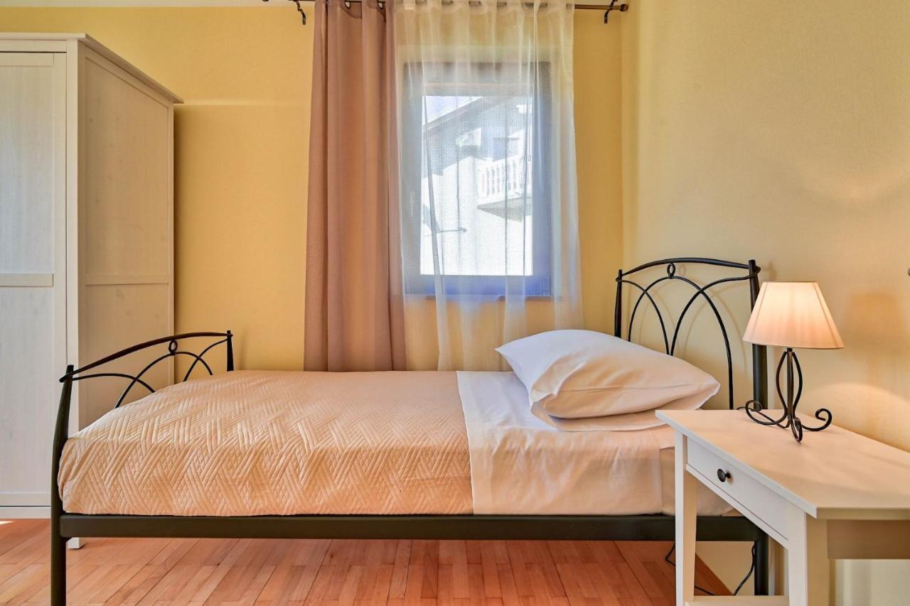 Oscar, Villa Zadar